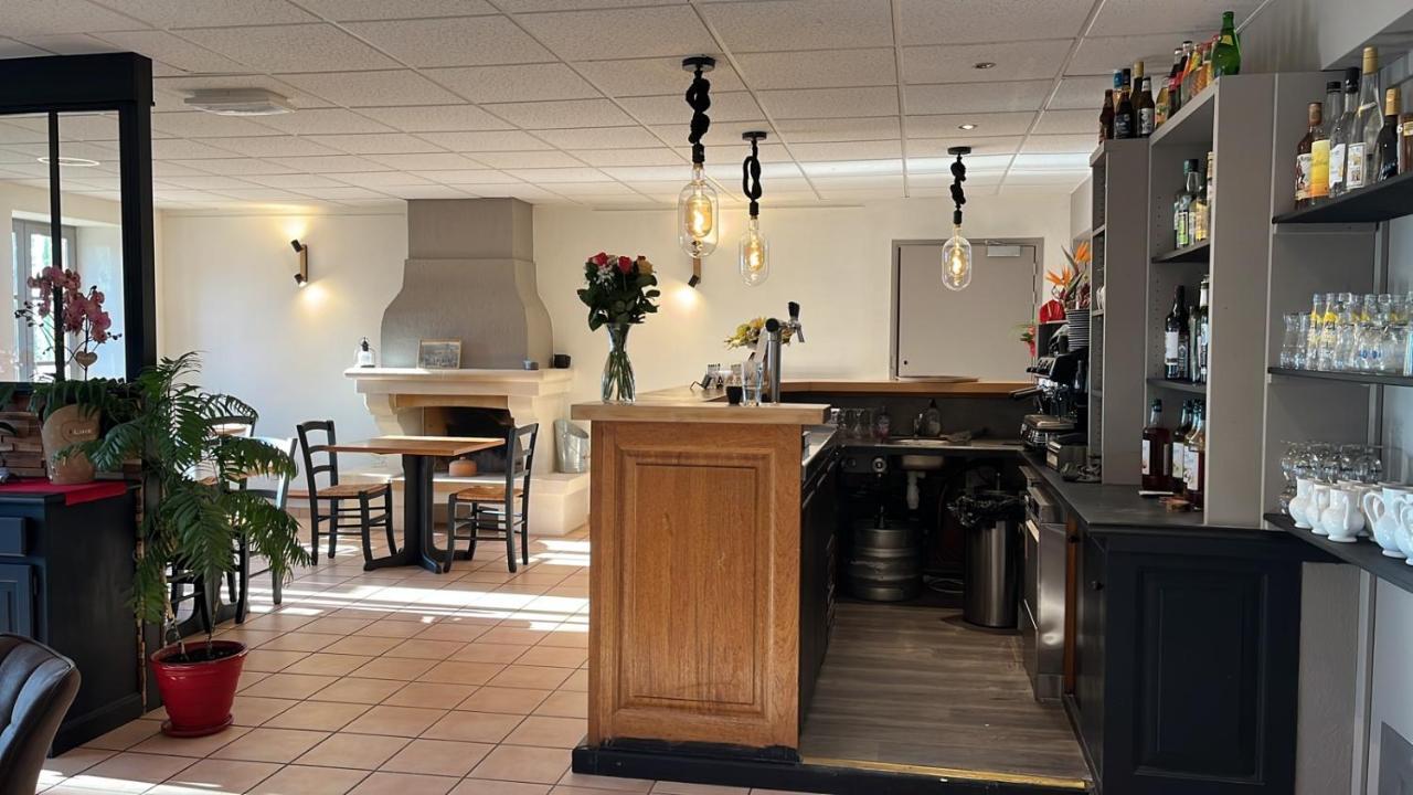 Gite - Auberge Du Midi Saint-Antoine  المظهر الخارجي الصورة